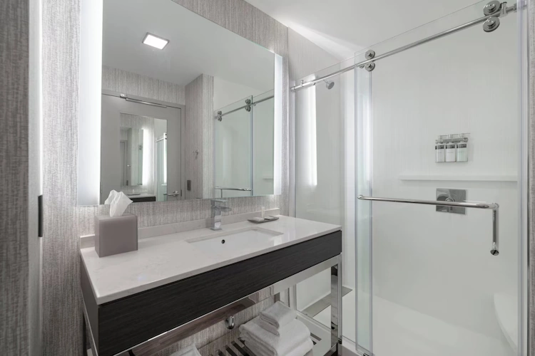 Towneplace Suites Boston Medford badkamer.webp