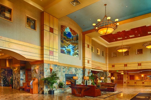doubletree by hilton hotel denver stapleton north lobby.jpg