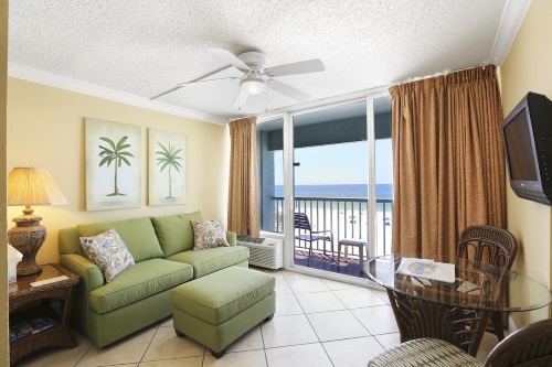 barefoot beach club zitruimte in kamer.jpg