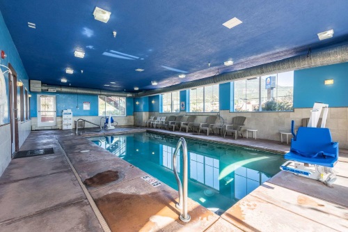 comfort inn en suites cedar city binnenzwembad.jpg