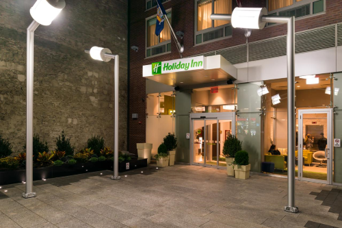 holiday inn new york city times square buitenkant.png