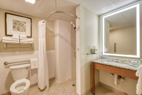 tryp by wyndham sebastian st. augustine badkamer.png