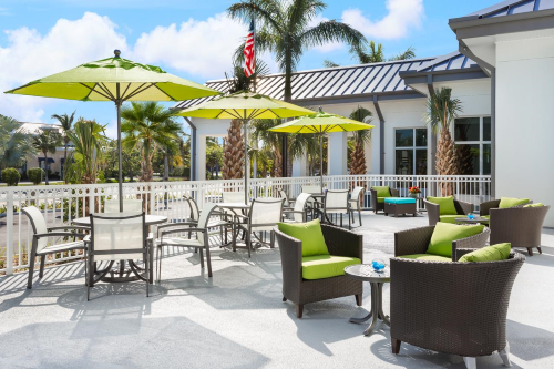 hilton garden inn key west buitenterras.png