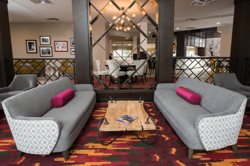 hotel indigo vinings lounge.png