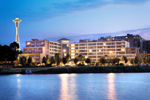 courtyard by marriott seattle downtown lake union buitenkant.png
