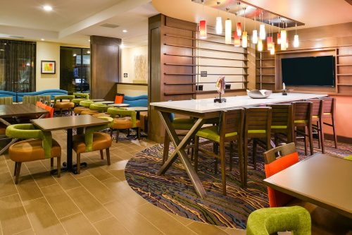 hampton inn myrtle beach-northwood bar restaurant.png