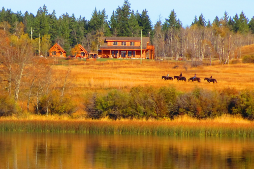 campbell hills guest ranch buitenkant.png