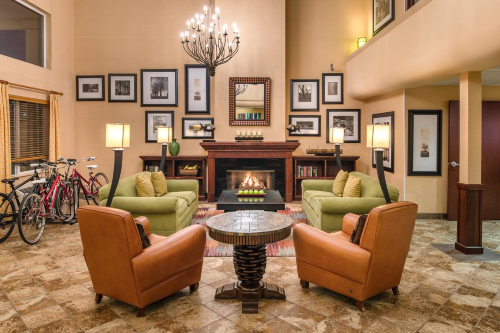 doubletree by hilton hotel bend zitje.png
