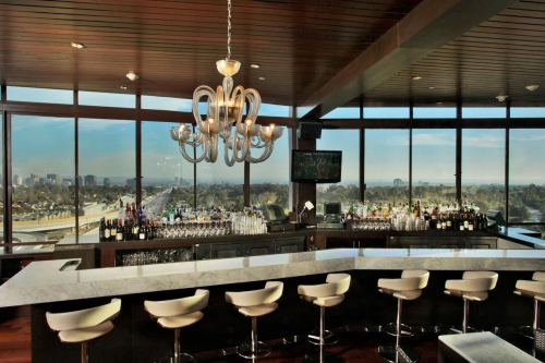 angeleno hotel bar.png