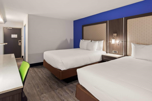 best western plus executive residency denver stapleton hotel kamer 2 bedden.png