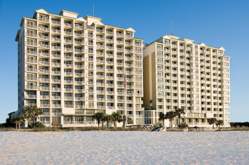 hampton inn suites myrtle beach oceanfront vanaf strand.png