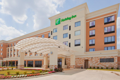 holiday inn fort worth north fossil creek voorkant.png