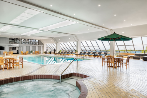 westin harbour castle hotel zwembad.png