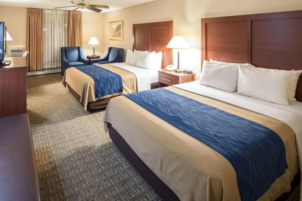 comfort inn ship creek kamer met 2 bedden.jpg