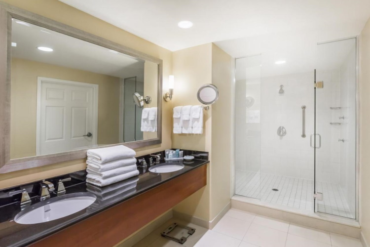 wyndham gettysburg badkamer.jpg