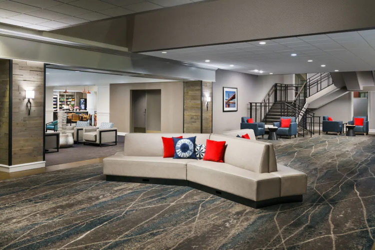 hotel caza lounge 2.jpg