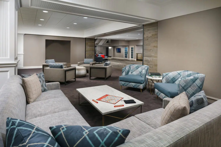 hotel caza lounge.jpg