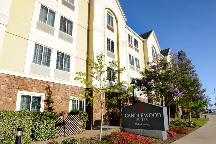 candlewood suites santa maria voorkant.jpg