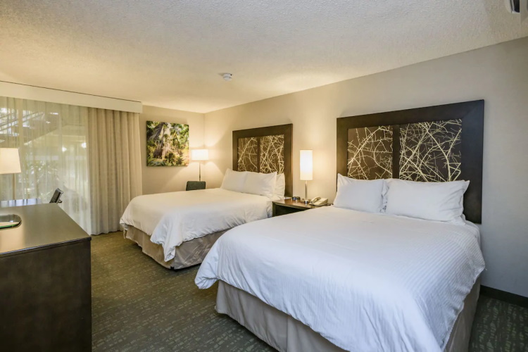 wyndham garden fresno kamer.jpg