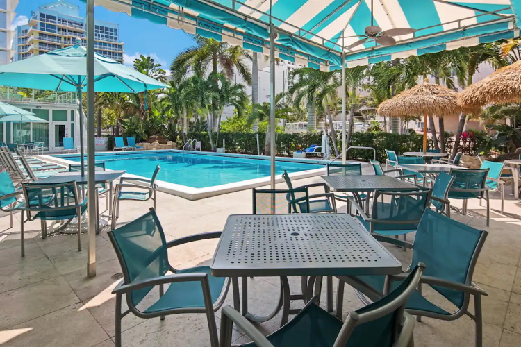best western plus oceanside inn zwembad 002.jpg