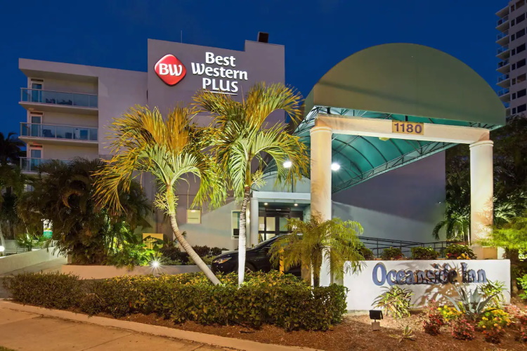 best western plus oceanside inn voorkant.jpg
