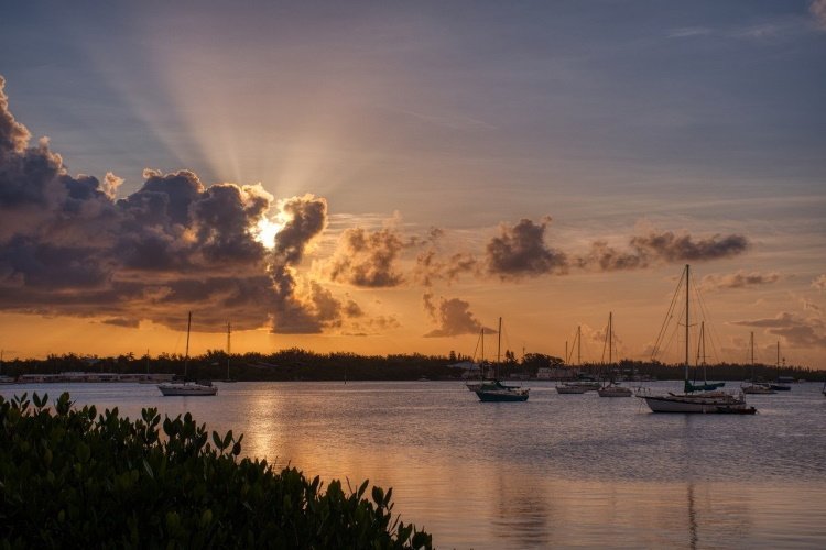 Klik op de afbeelding voor een vergroting sarasota sunset-4982471_1280.jpg