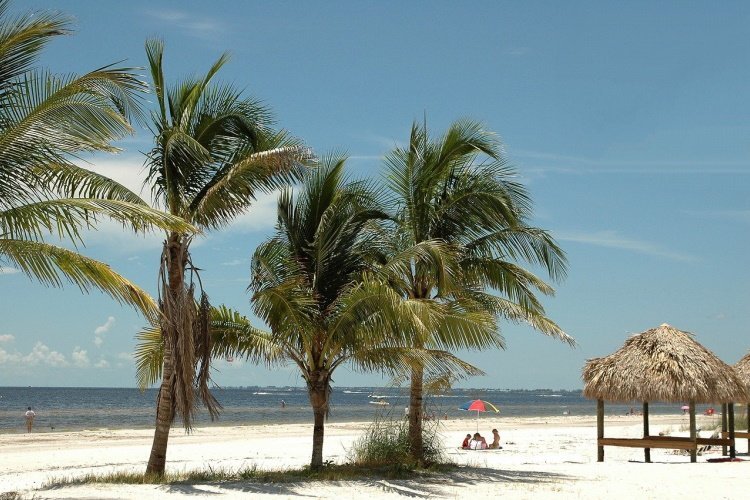 Klik op de afbeelding voor een vergroting fort myers fort-myers-beach-1572762_1280.jpg