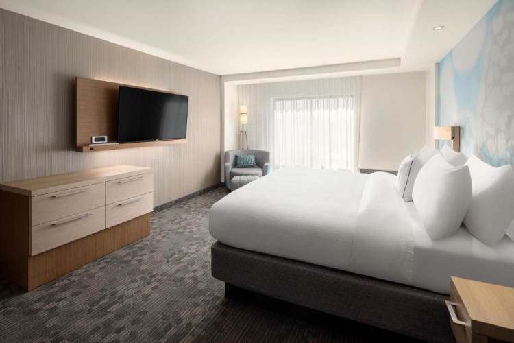 courtyard by marriott seattle northgate kamer 1 bed.jpg