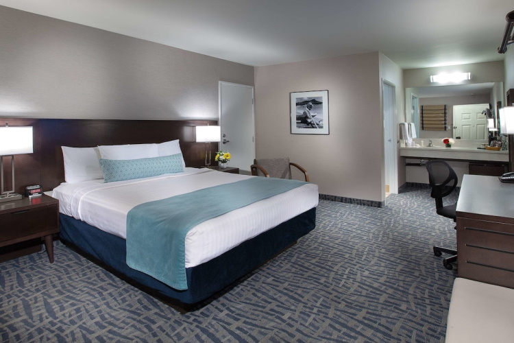 safari inn hotel kamer 1 bed.jpg