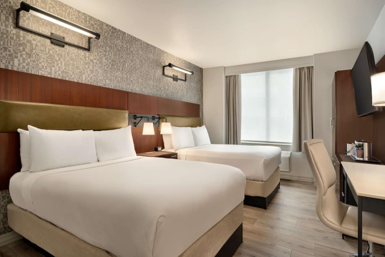 doubletree by hilton new york downtown kamer 2 bedden.jpg