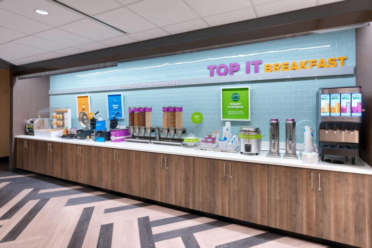 tru by hilton st. george ontbijt.jpg