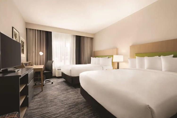 country inn & suites by radisson, savannah midtown kamer 2 bedden.jpg