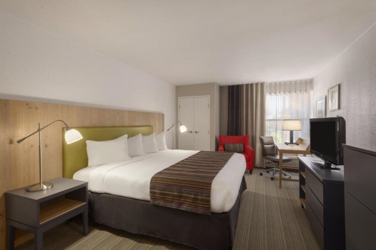 greentree inn & suites phoenix kamer 1 bed.jpg
