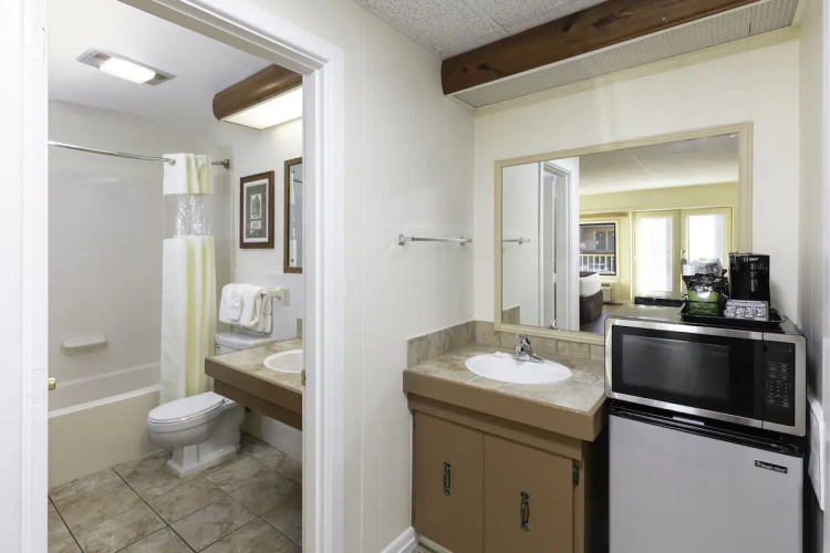 westgate river terrace resort badkamer.jpg