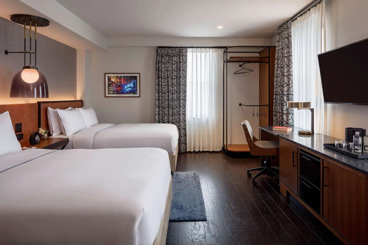 holston house nashville kamer 2 bedden.jpg