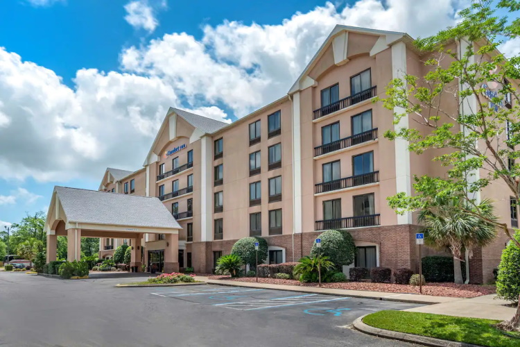 comfort inn pensacola voorkant.jpg
