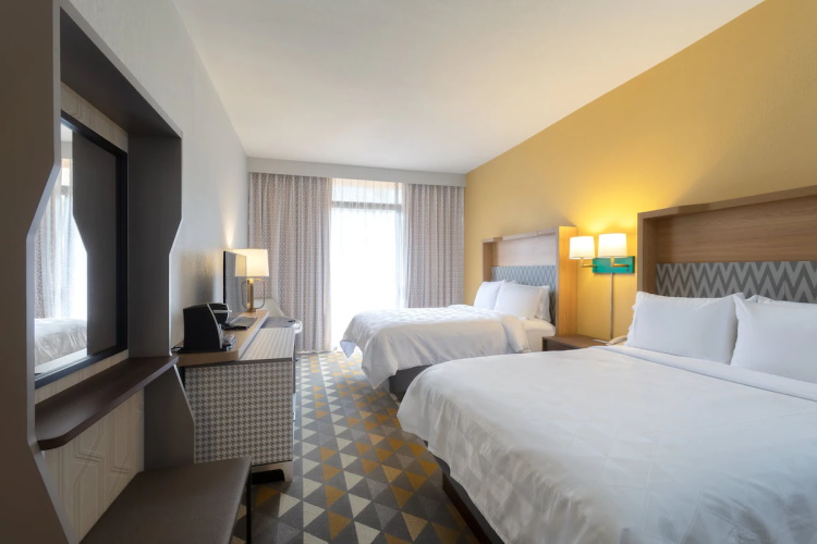holiday inn & suites orlando sw - celebration area kamer.jpg
