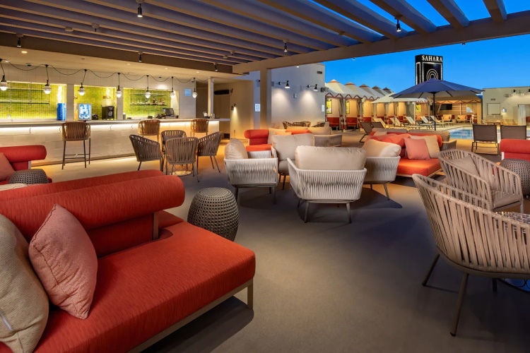 sahara las vegas buitenbar.jpg