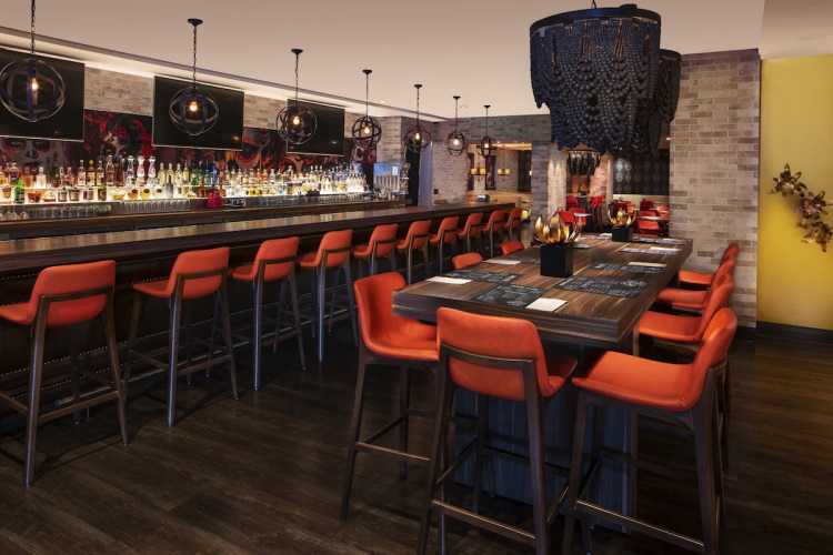 sahara las vegas bar.jpg