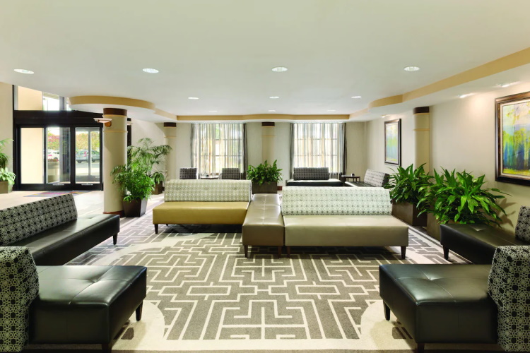 buena vista suites lounge.jpg