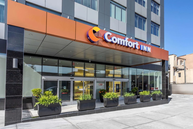 comfort inn prospect park-brooklyn voorkant.jpg