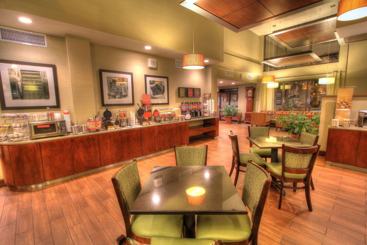 hampton inn gatlinburg ontbijt.jpg