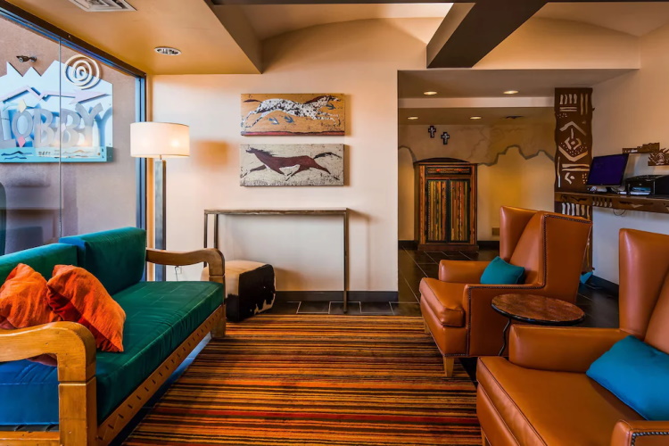 best western plus rio grande inn lobby.jpg