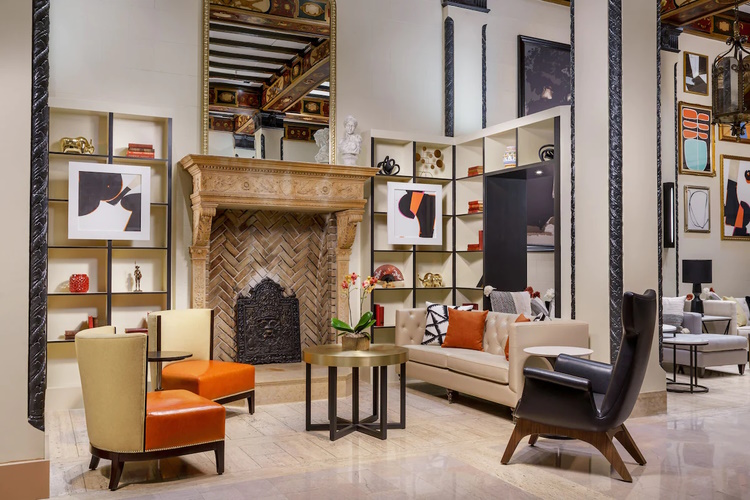 hotel spero lobby.jpg