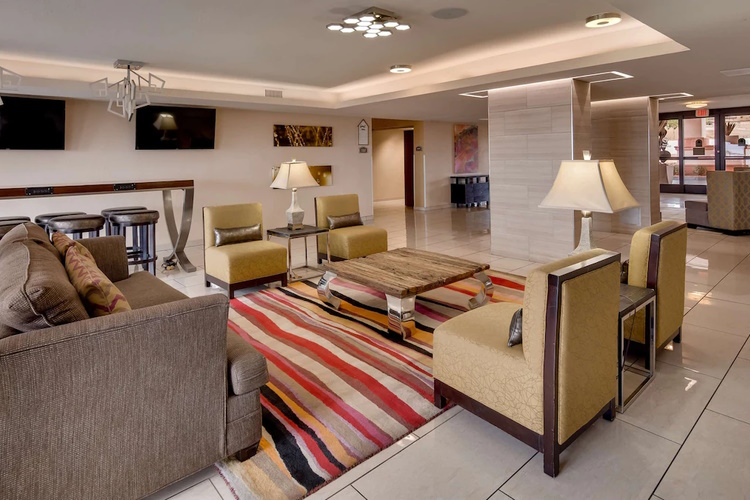 best western view of lake powell lobby.jpg