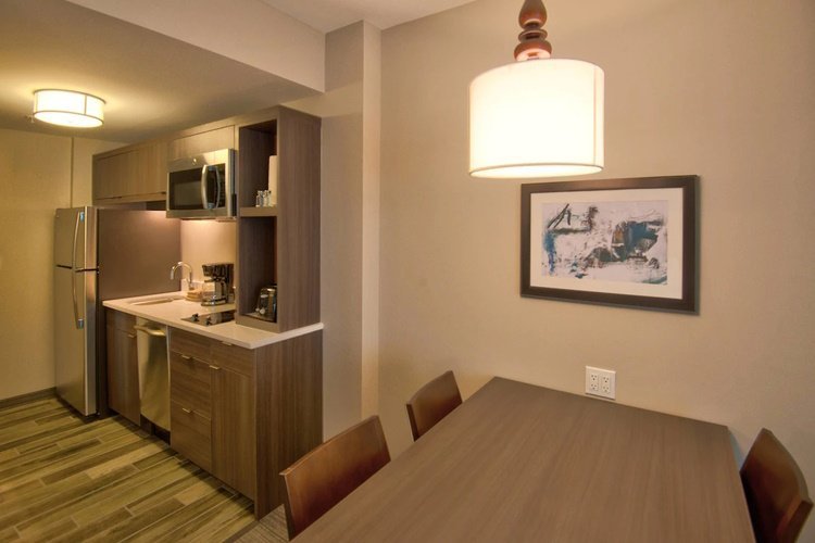 towneplace suites by marriott miami airport kamer met keuken.jpg