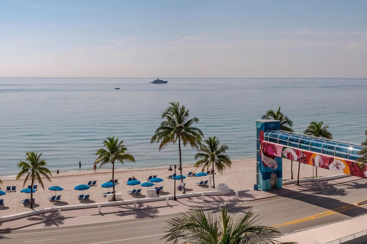 the westin fort lauderdale beach resort strand.jpg