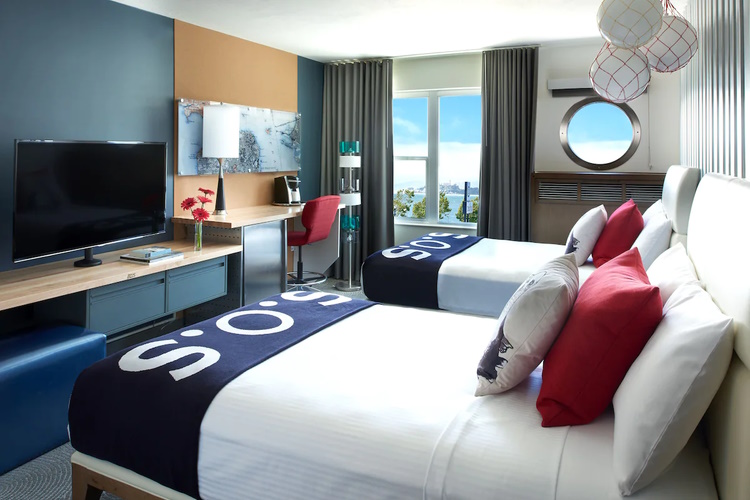zephyr hotel kamer.jpg