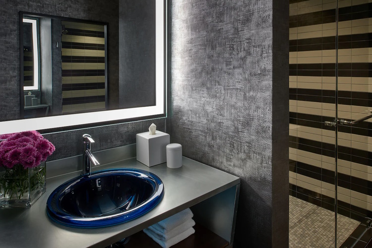 zephyr hotel badkamer.jpg