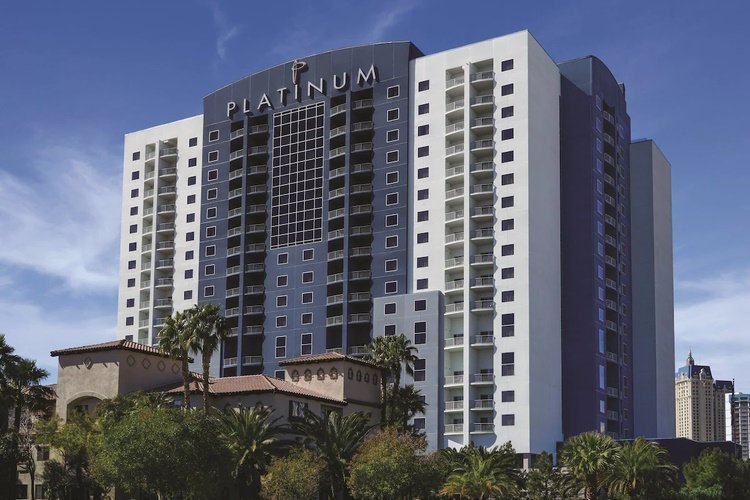 the platinum hotel & spa voorkant.jpg